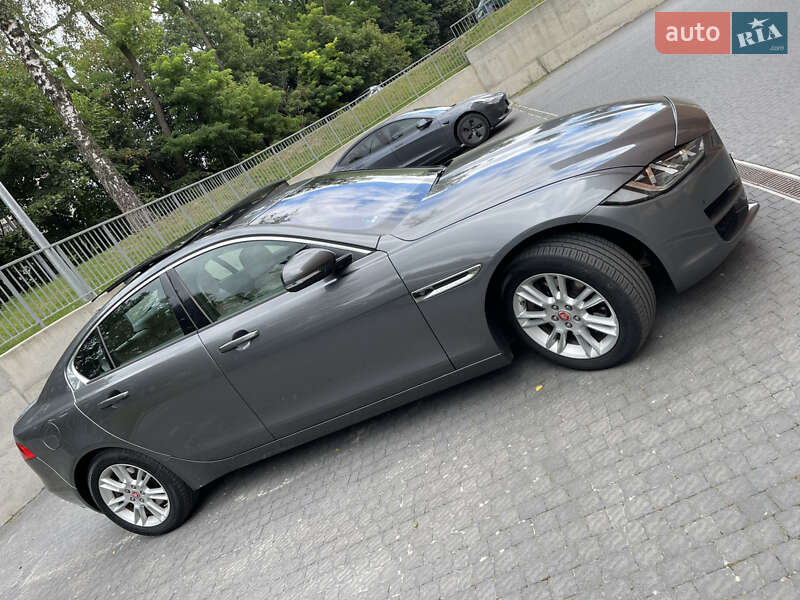 Седан Jaguar XE 2017 в Львове фото 14 Седан Jaguar XE 2017 в Львове