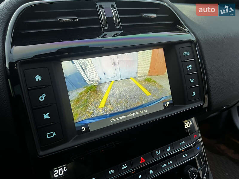 Седан Jaguar XE 2017 в Днепре фото 40 Седан Jaguar XE 2017 в Днепре