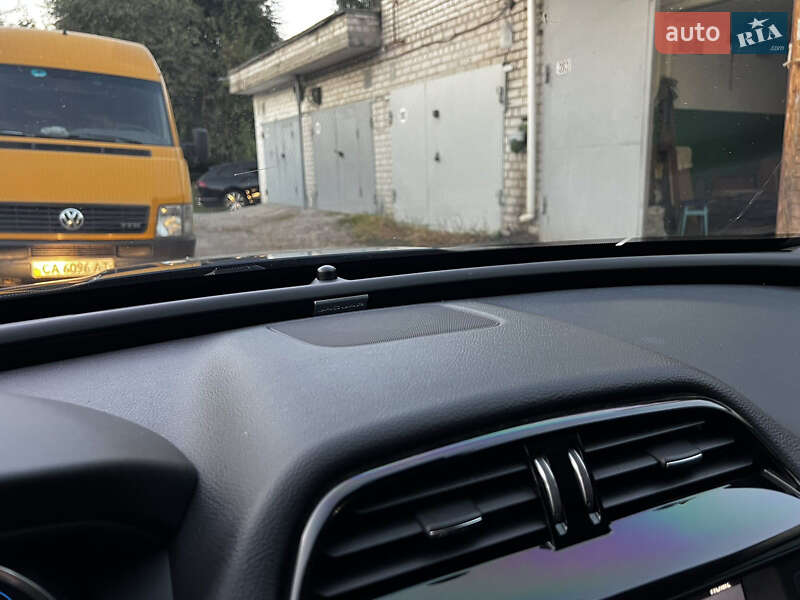 Седан Jaguar XE 2017 в Днепре фото 41 Седан Jaguar XE 2017 в Днепре