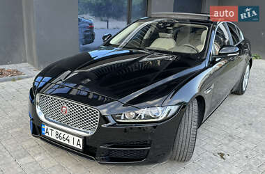 Седан Jaguar XE 2016 в Івано-Франківську