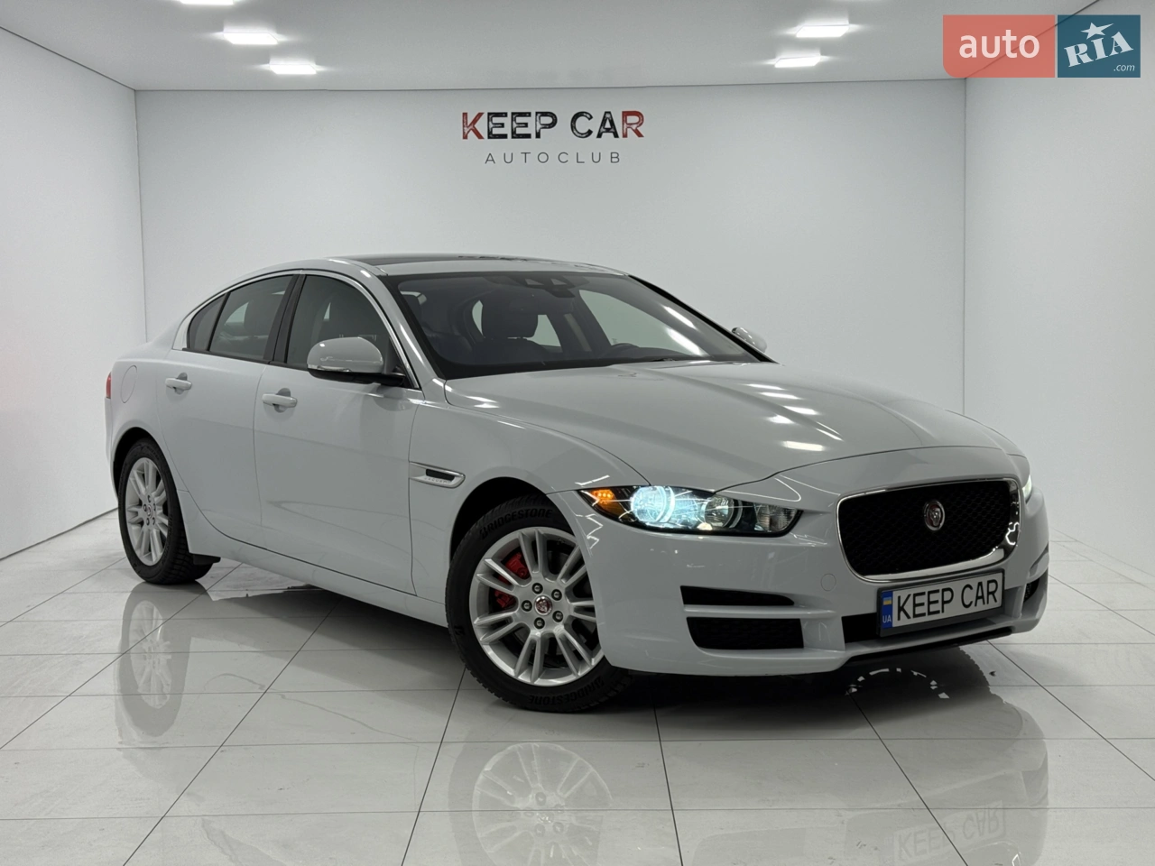 2016 Jaguar XE - мініатюра 16