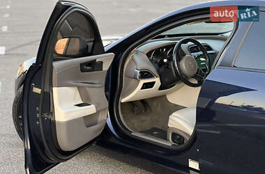 Седан Jaguar XE 2016 в 