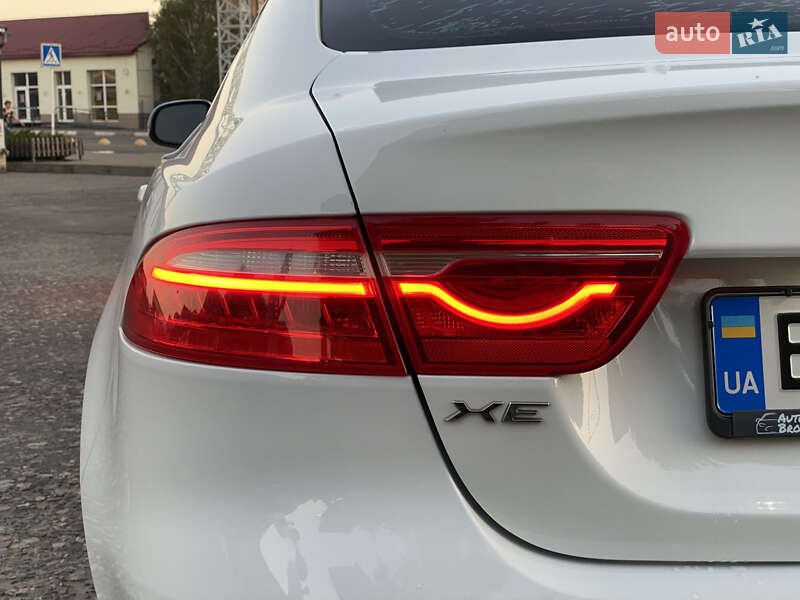 Седан Jaguar XE 2016 в Одессе