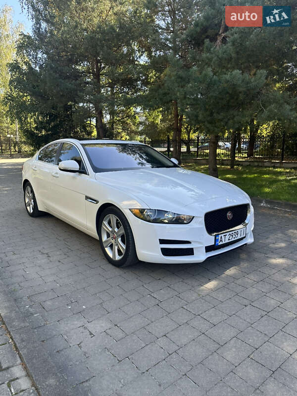 Седан Jaguar XE 2016 в Львові фото 10 Седан Jaguar XE 2016 в Львові