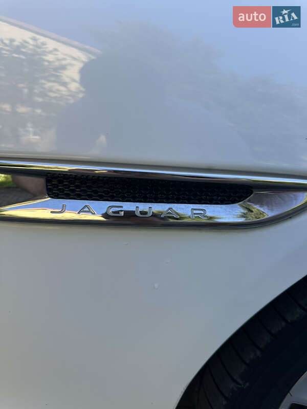 Седан Jaguar XE 2016 в Львові фото 13 Седан Jaguar XE 2016 в Львові