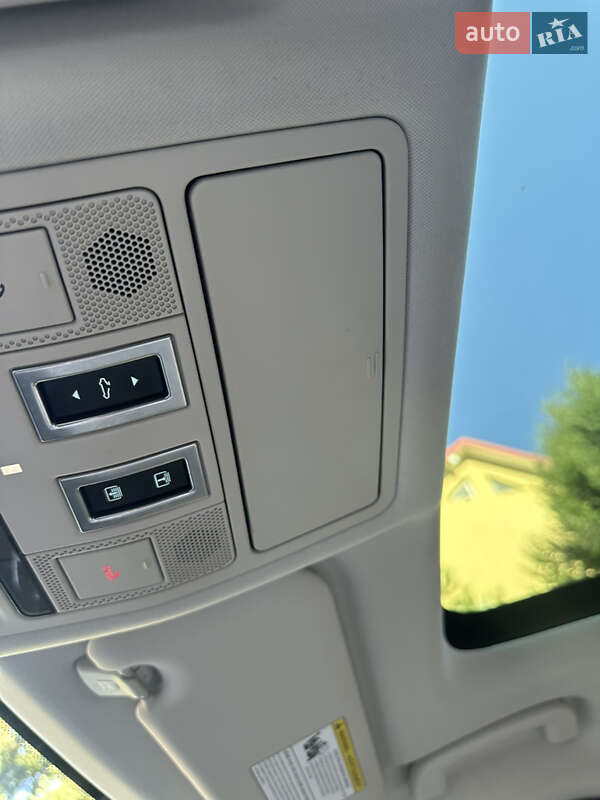 Седан Jaguar XE 2016 в Львові фото 25 Седан Jaguar XE 2016 в Львові