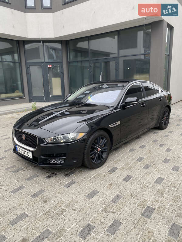 Jaguar XE 2016