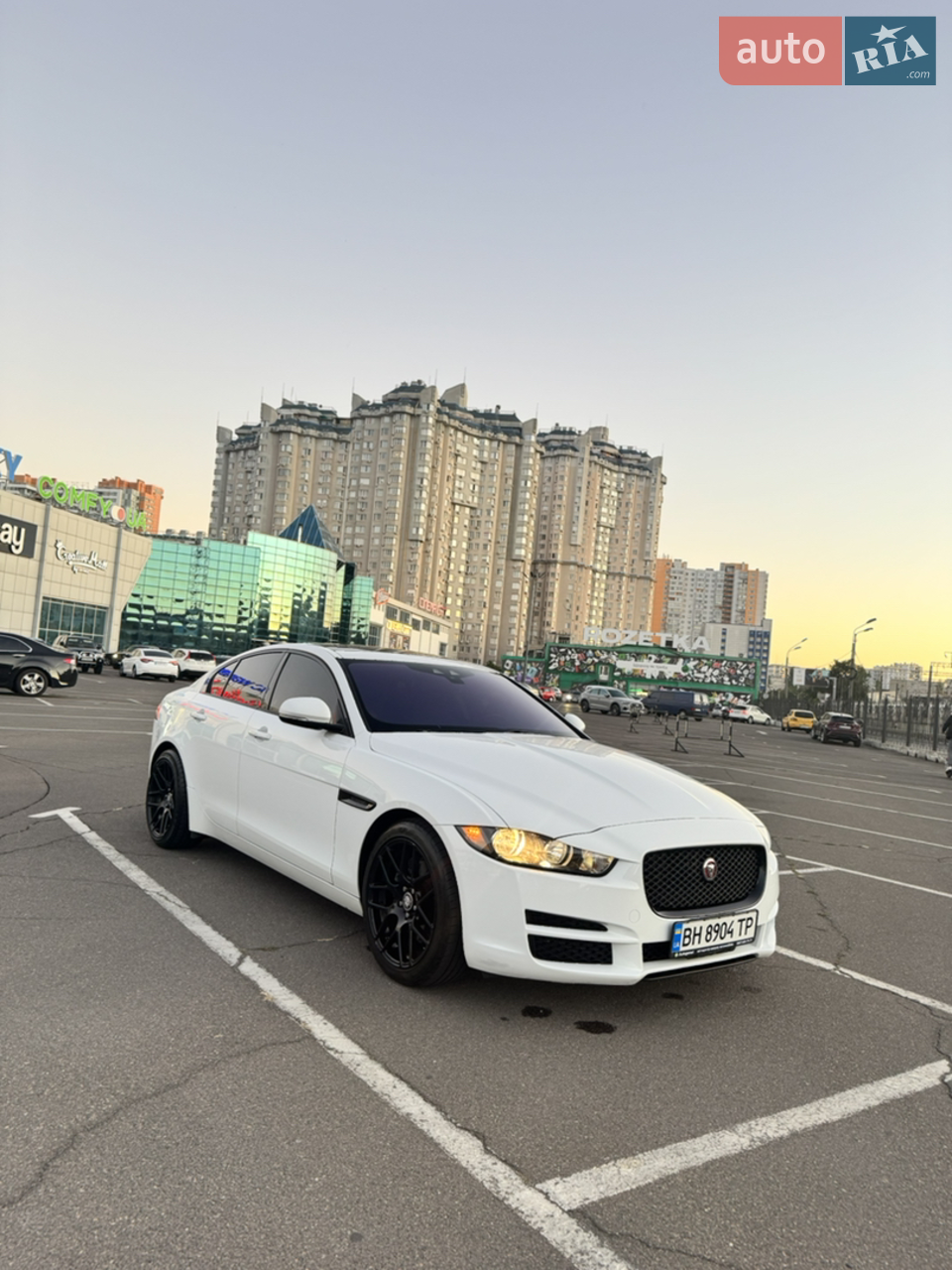 2017 Jaguar XE - мініатюра 71