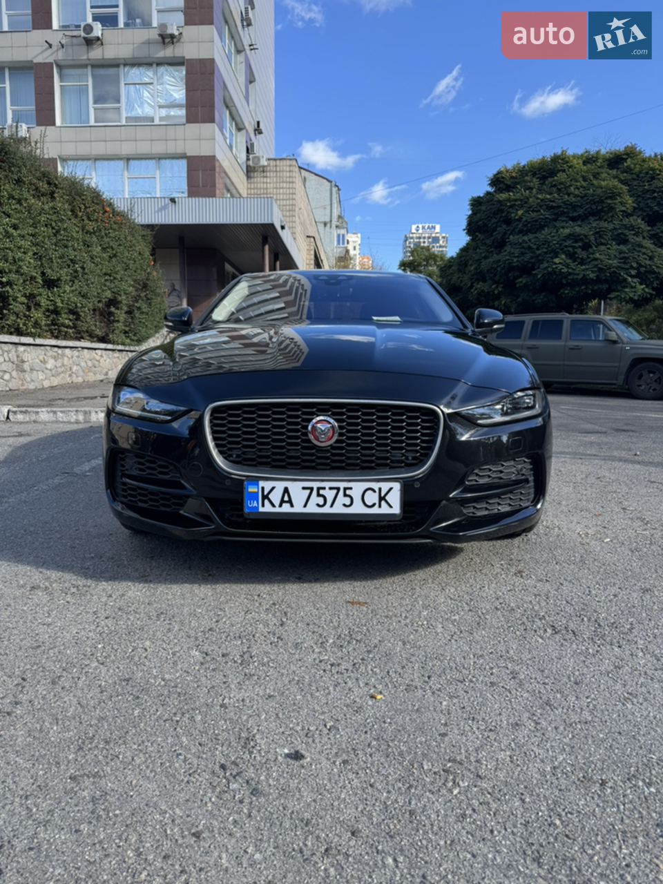 2018 Jaguar XE - мініатюра 22