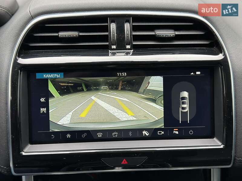Седан Jaguar XE 2020 в Києві