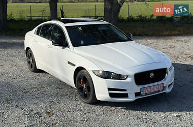 Седан Jaguar XE 2017 в Рівному