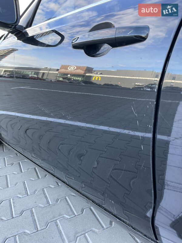 Седан Jaguar XE 2019 в Киеве фото 20 Седан Jaguar XE 2019 в Киеве