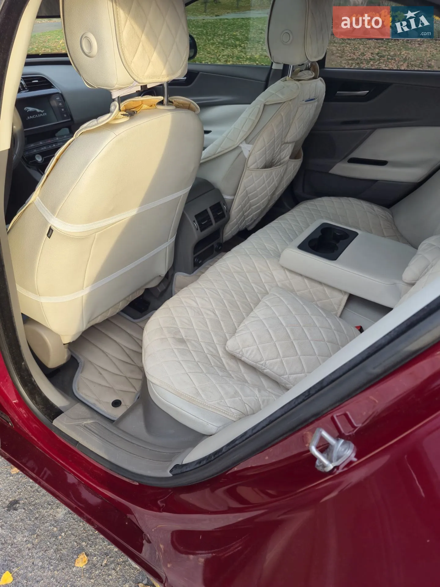 2016 Jaguar XE - мініатюра 28