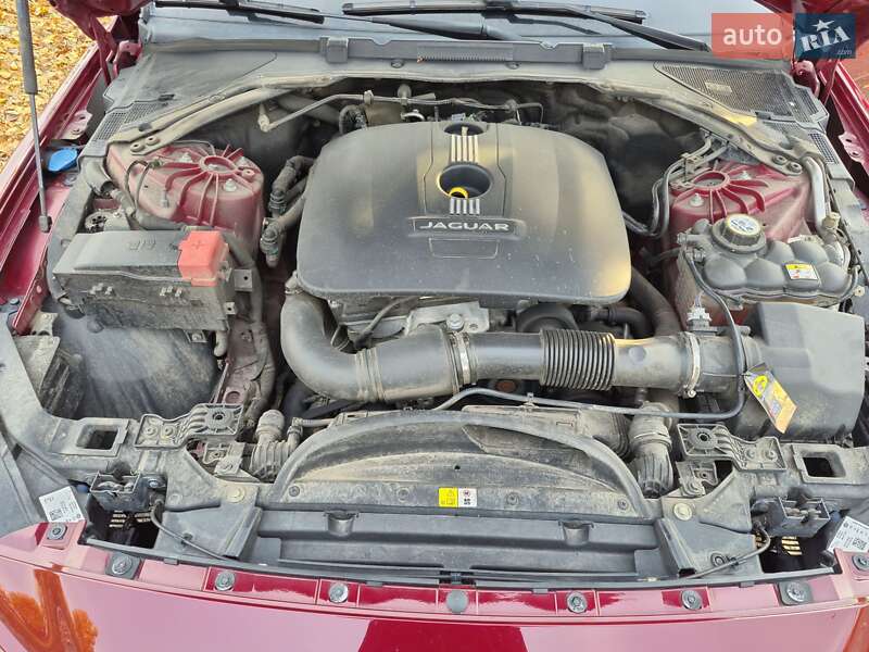 Седан Jaguar XE 2016 в Кременчуці фото 34 Седан Jaguar XE 2016 в Кременчуці