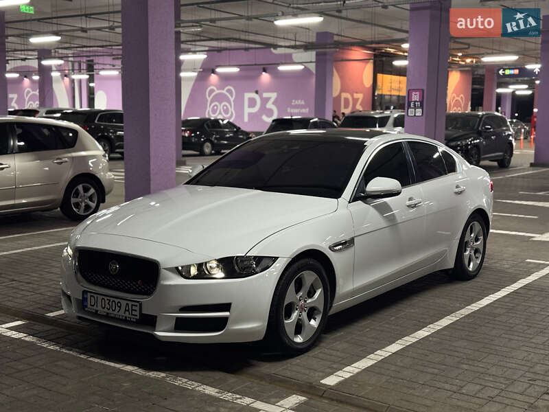 Седан Jaguar XE 2016 в Києві фото 7 Седан Jaguar XE 2016 в Києві