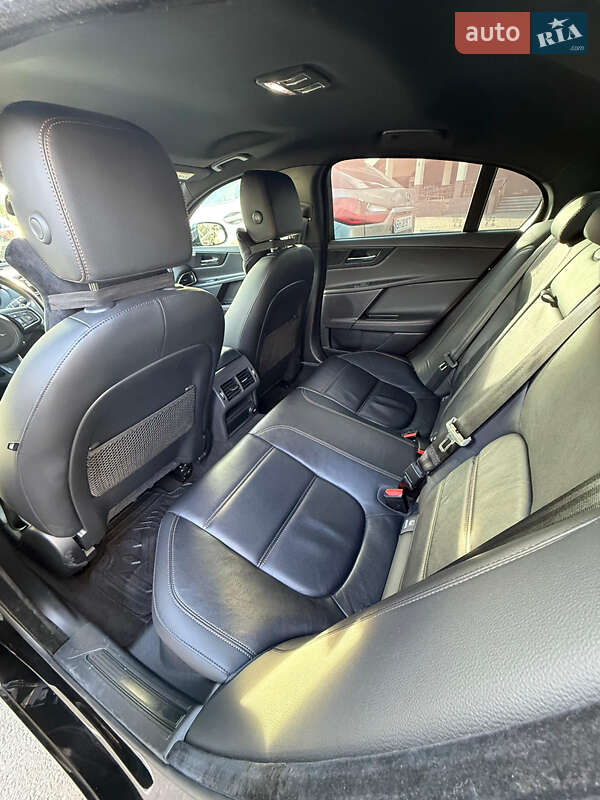 Седан Jaguar XE 2016 в Одессе