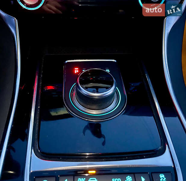 Седан Jaguar XE 2019 в Києві фото 14 Седан Jaguar XE 2019 в Києві