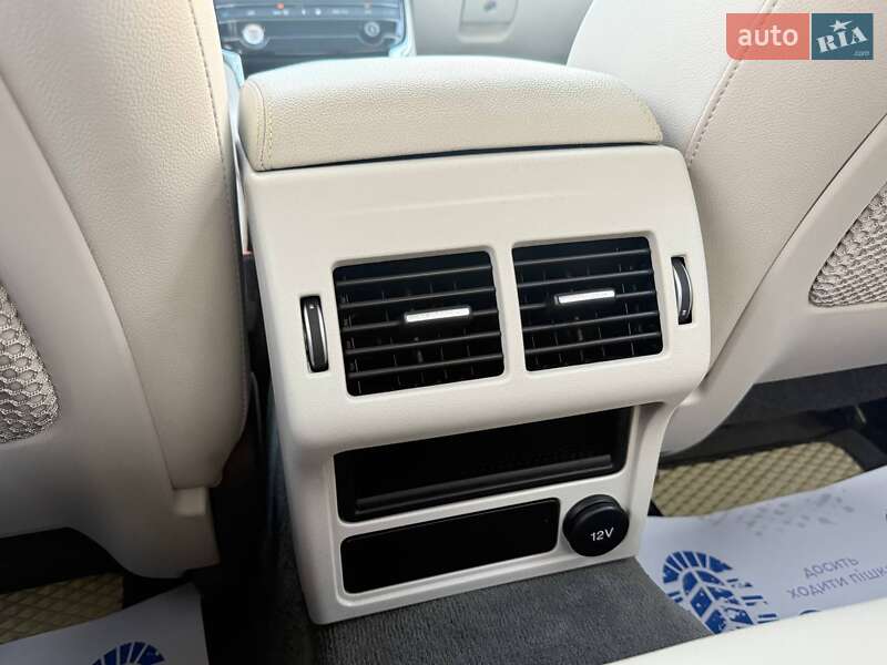 Седан Jaguar XE 2016 в Киеве