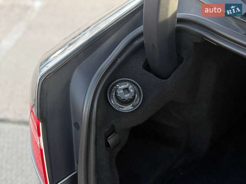 Седан Jaguar XE 2016 в Киеве