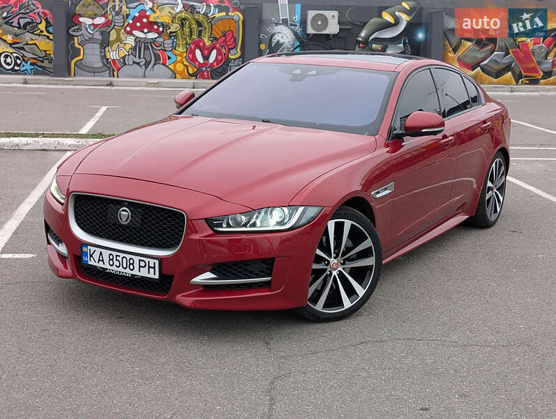 Jaguar XE 2016