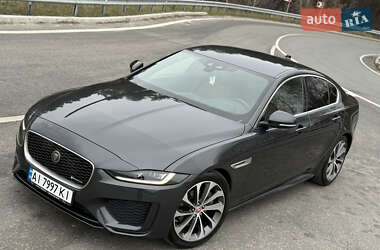 Седан Jaguar XE 2020 в Киеве