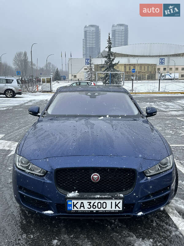 Седан Jaguar XE 2016 в Киеве фото 2 Седан Jaguar XE 2016 в Киеве