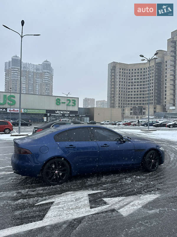 Седан Jaguar XE 2016 в Киеве фото 4 Седан Jaguar XE 2016 в Киеве