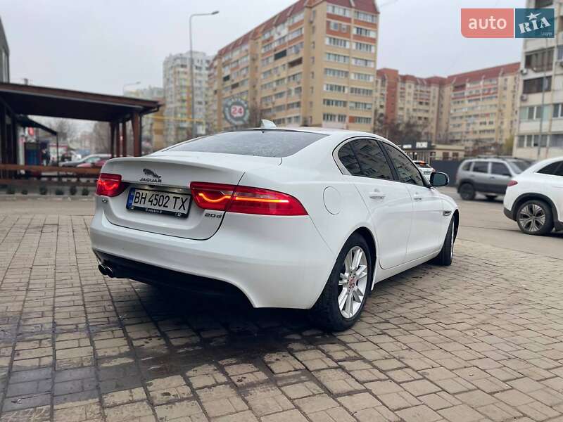 Седан Jaguar XE 2016 в Одессе фото 11 Седан Jaguar XE 2016 в Одессе