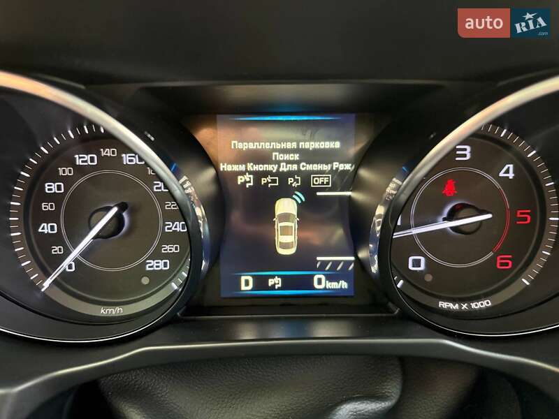 Седан Jaguar XE 2015 в Львове