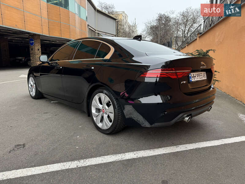 Седан Jaguar XE 2020 в Одессе