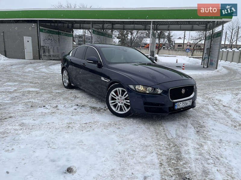 Седан Jaguar XE 2016 в Ивано-Франковске фото 28 Седан Jaguar XE 2016 в Ивано-Франковске