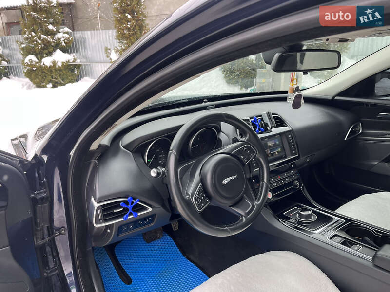 Седан Jaguar XE 2016 в Ивано-Франковске фото 49 Седан Jaguar XE 2016 в Ивано-Франковске