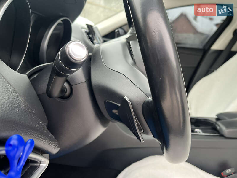 Седан Jaguar XE 2016 в Ивано-Франковске фото 50 Седан Jaguar XE 2016 в Ивано-Франковске