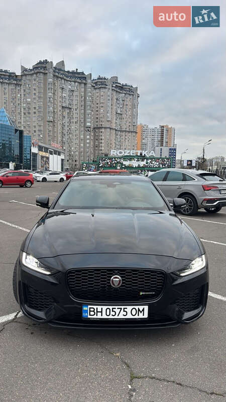 Седан Jaguar XE 2021 в Одессе