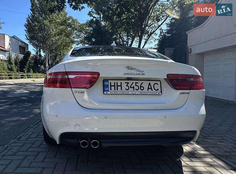 Седан Jaguar XE 2015 в Одессе