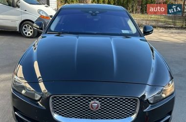 Седан Jaguar XE 2016 в Києві