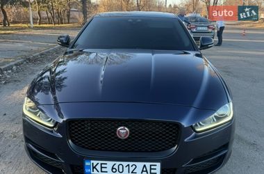 Седан Jaguar XE 2015 в Днепре