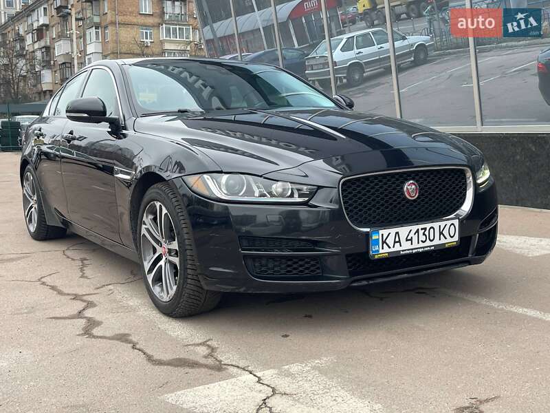 Jaguar XE 2016