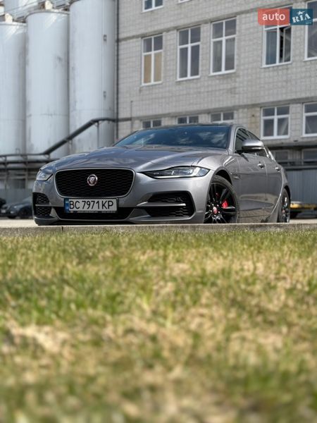 Седан Jaguar XE 2020 в Львове фото 2 Седан Jaguar XE 2020 в Львове