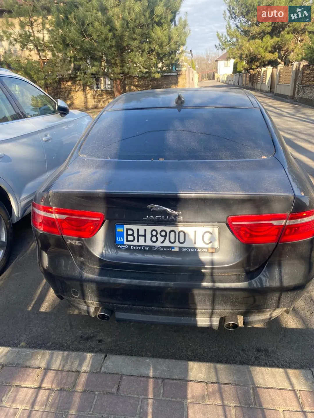 2016 Jaguar XE - мініатюра 2