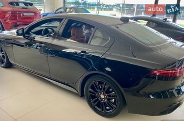 Седан Jaguar XE 2021 в Киеве