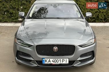 Седан Jaguar XE 2020 в Киеве