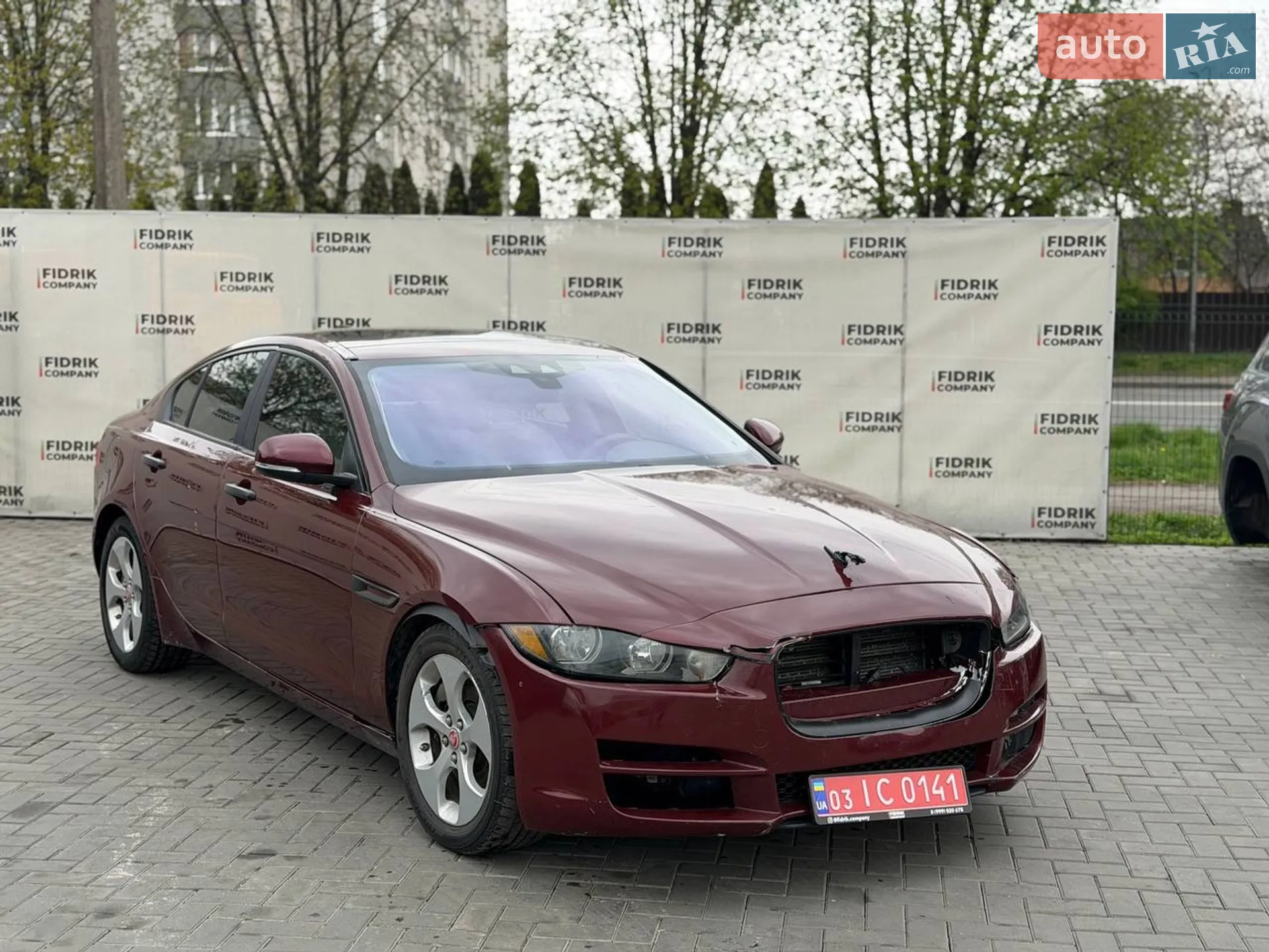 2016 Jaguar XE - фото 1
