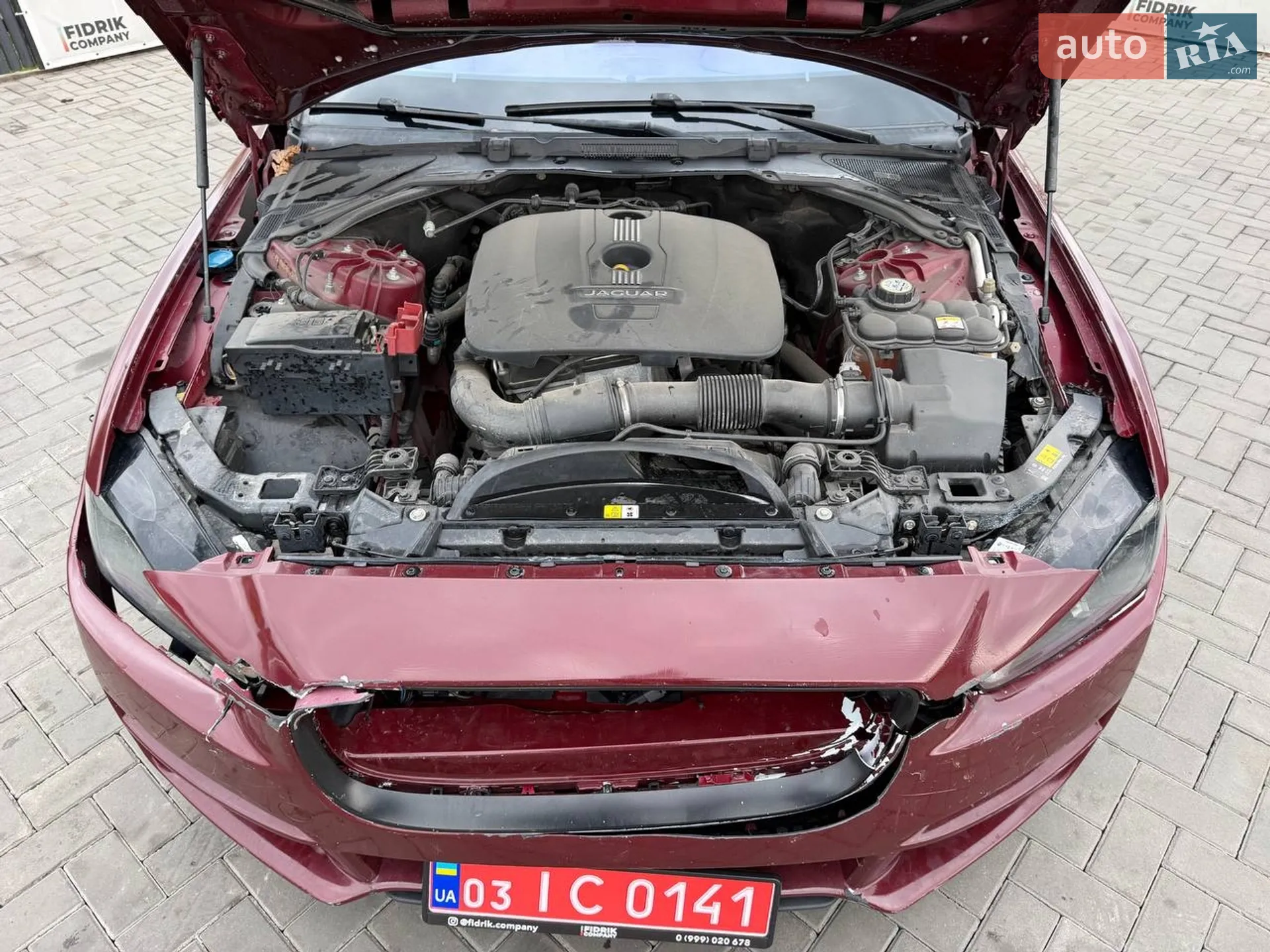 2016 Jaguar XE - мініатюра 14