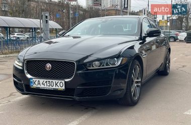 Седан Jaguar XE 2016 в Києві