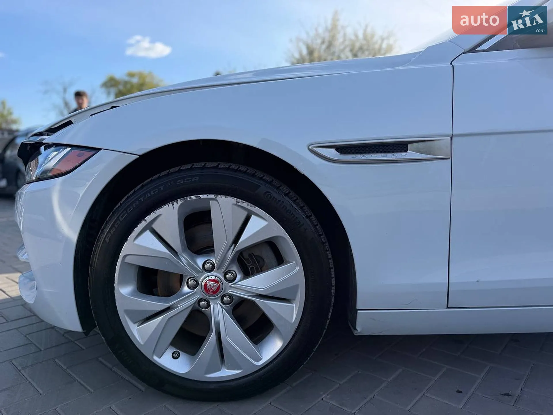 2019 Jaguar XE - мініатюра 17