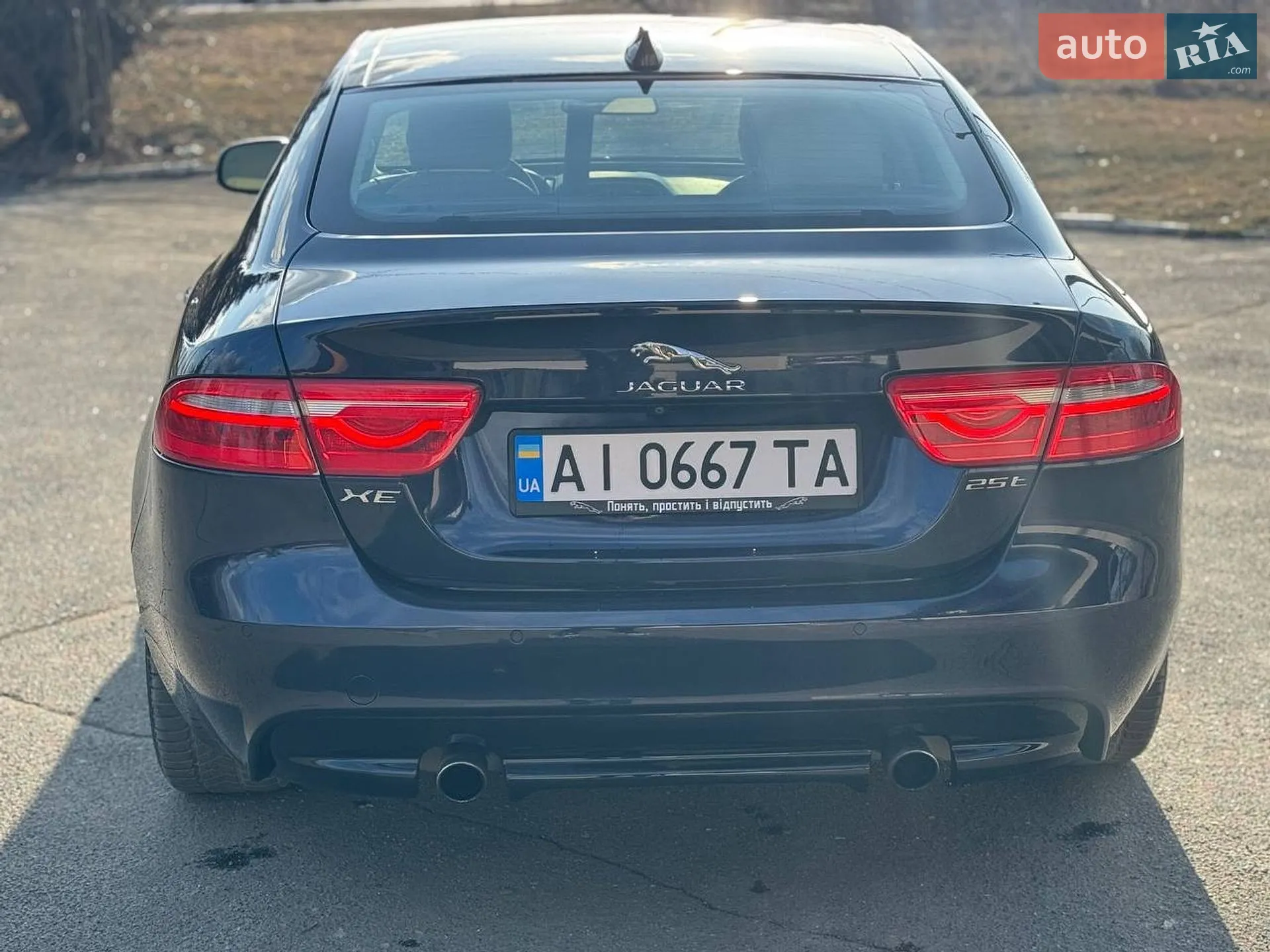 2016 Jaguar XE - мініатюра 8