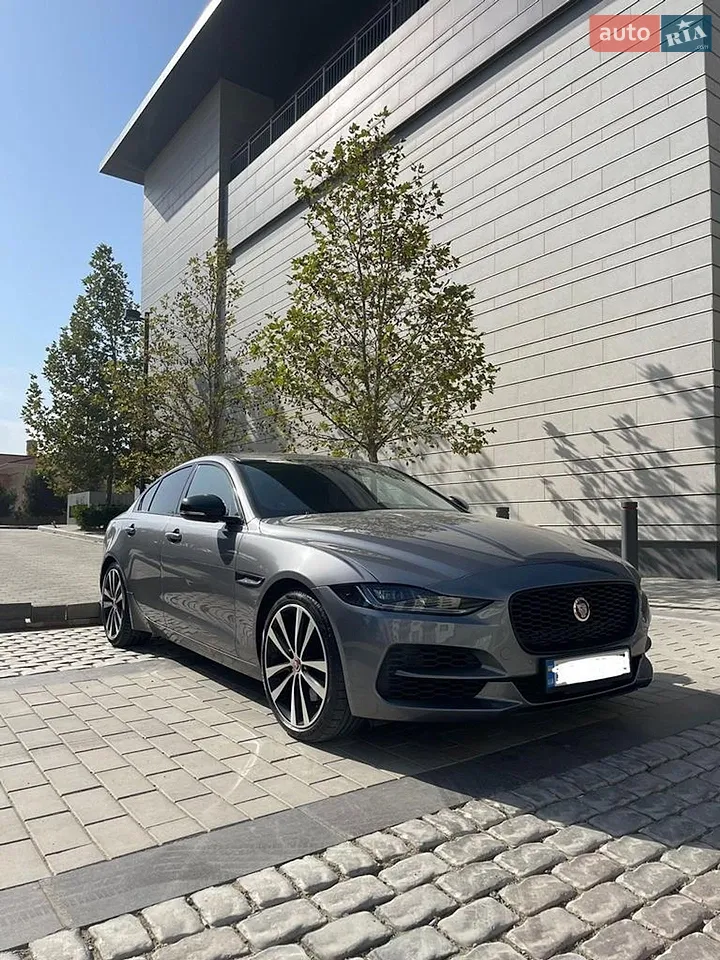 2018 Jaguar XE - мініатюра 21