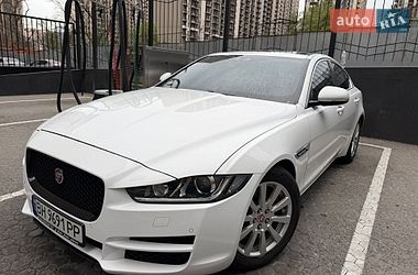 Седан Jaguar XE 2015 в Одессе
