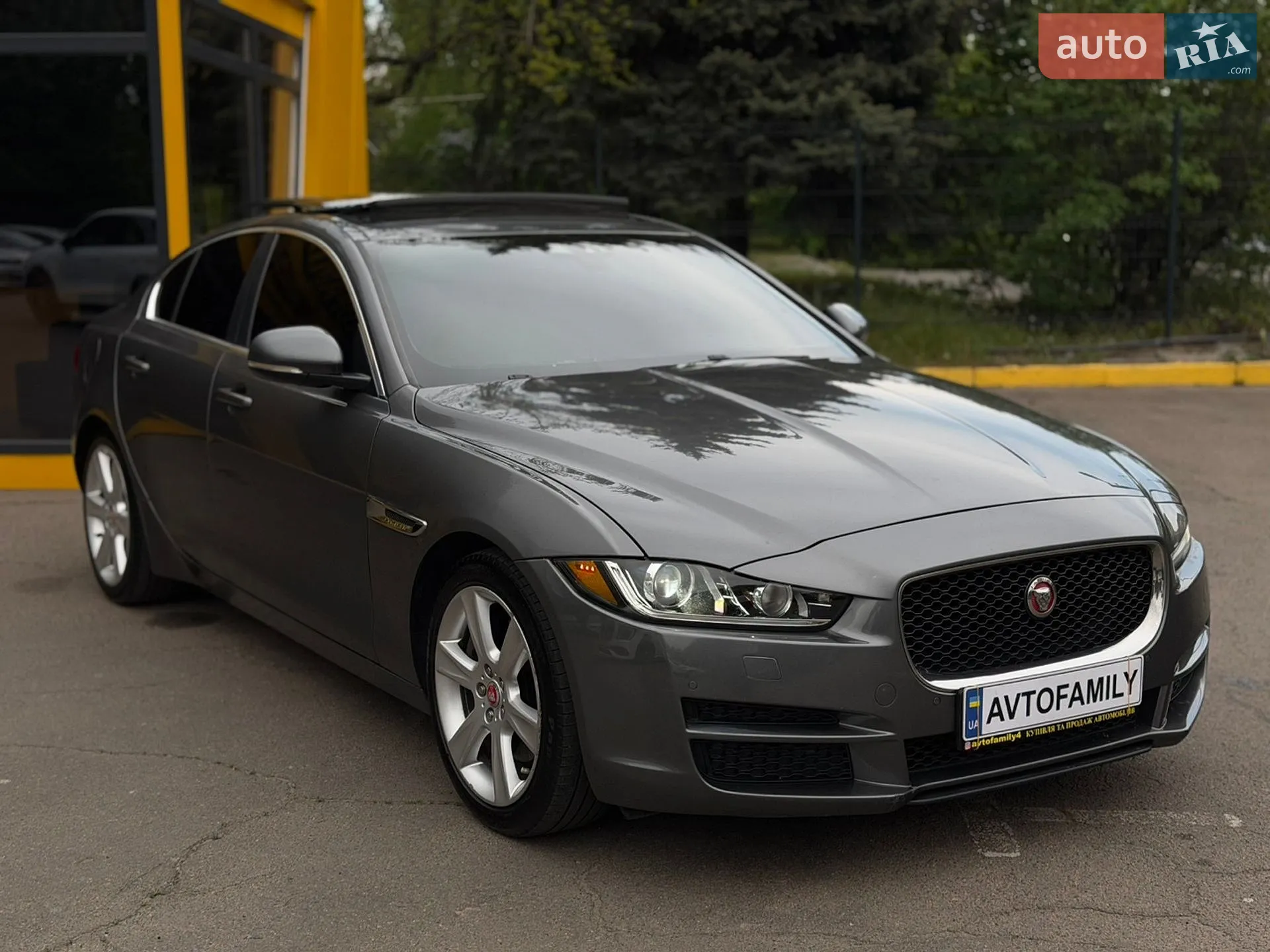 2016 Jaguar XE - мініатюра 17